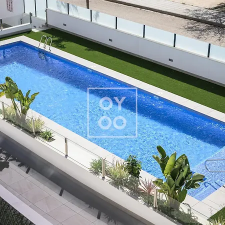 La Rambla Sky Penthouse - Rooftop Bbq Pool Near - By Oyoostays Apartment *